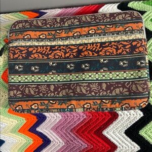 Bovke Soft Worn In Pattered Tablet Case